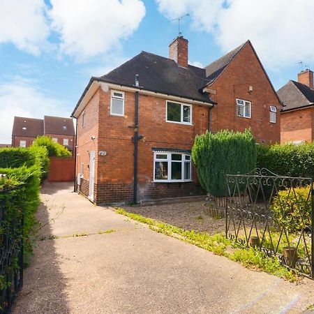 Alderton House - Spacious 3 Bed With Parking Nottingham Extérieur photo