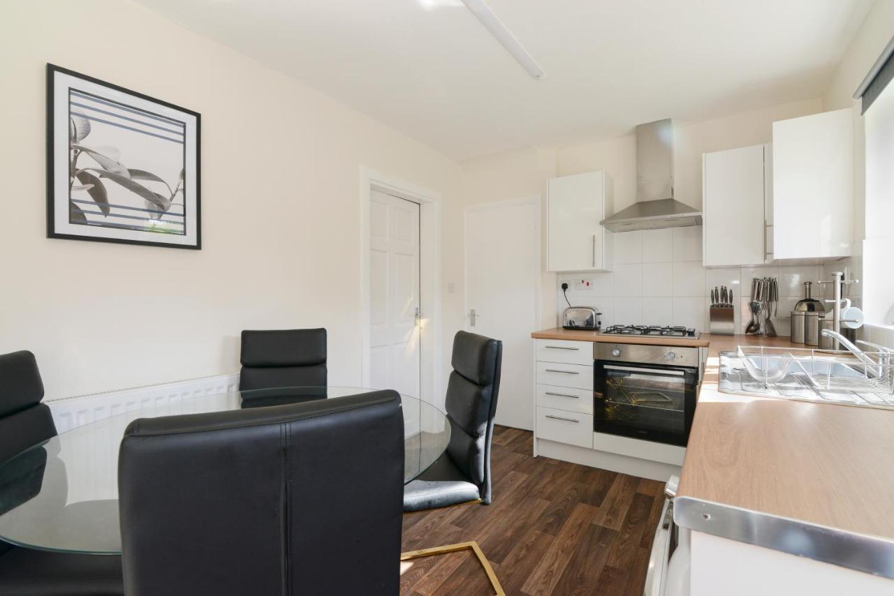 Alderton House - Spacious 3 Bed With Parking Nottingham Extérieur photo