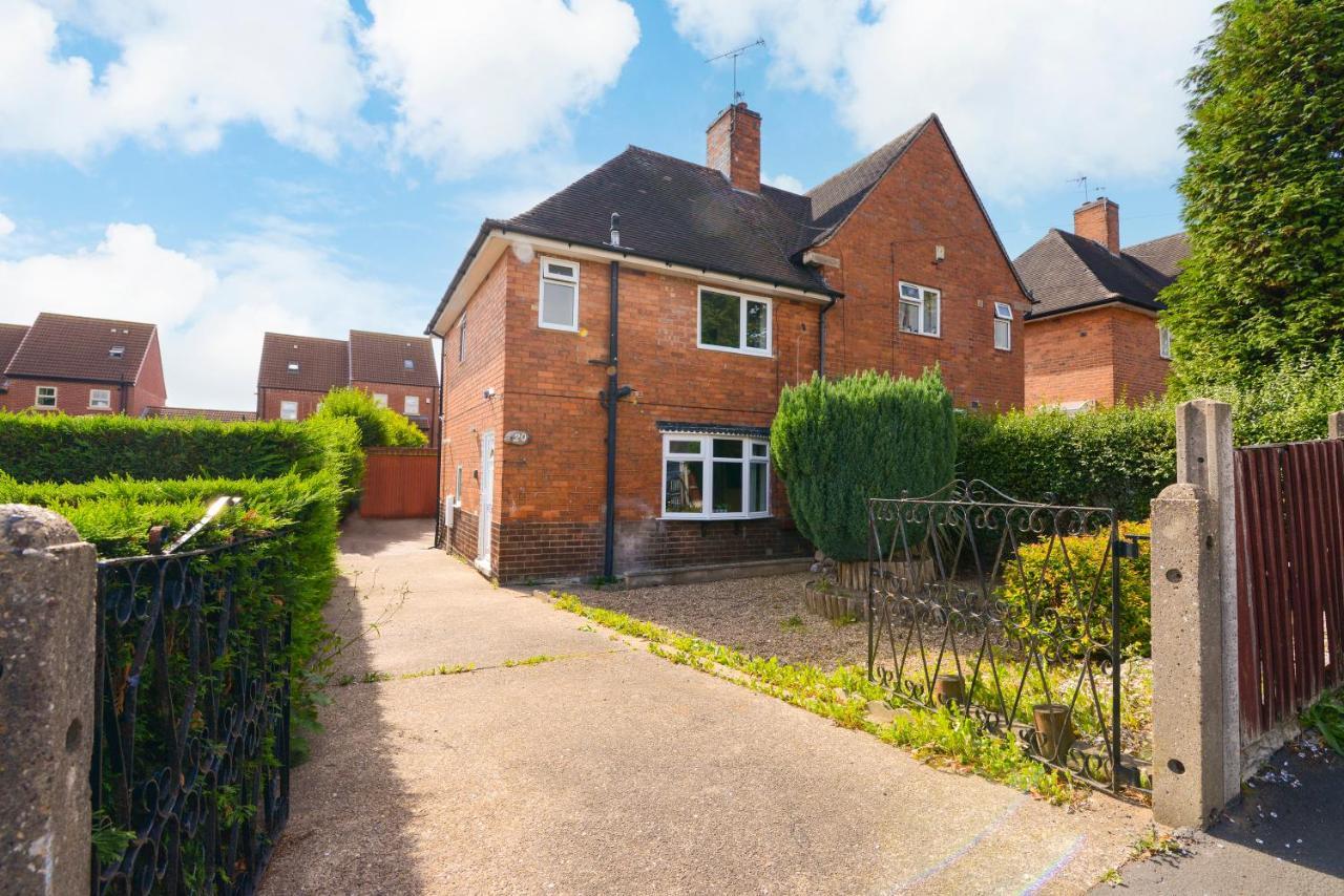 Alderton House - Spacious 3 Bed With Parking Nottingham Extérieur photo